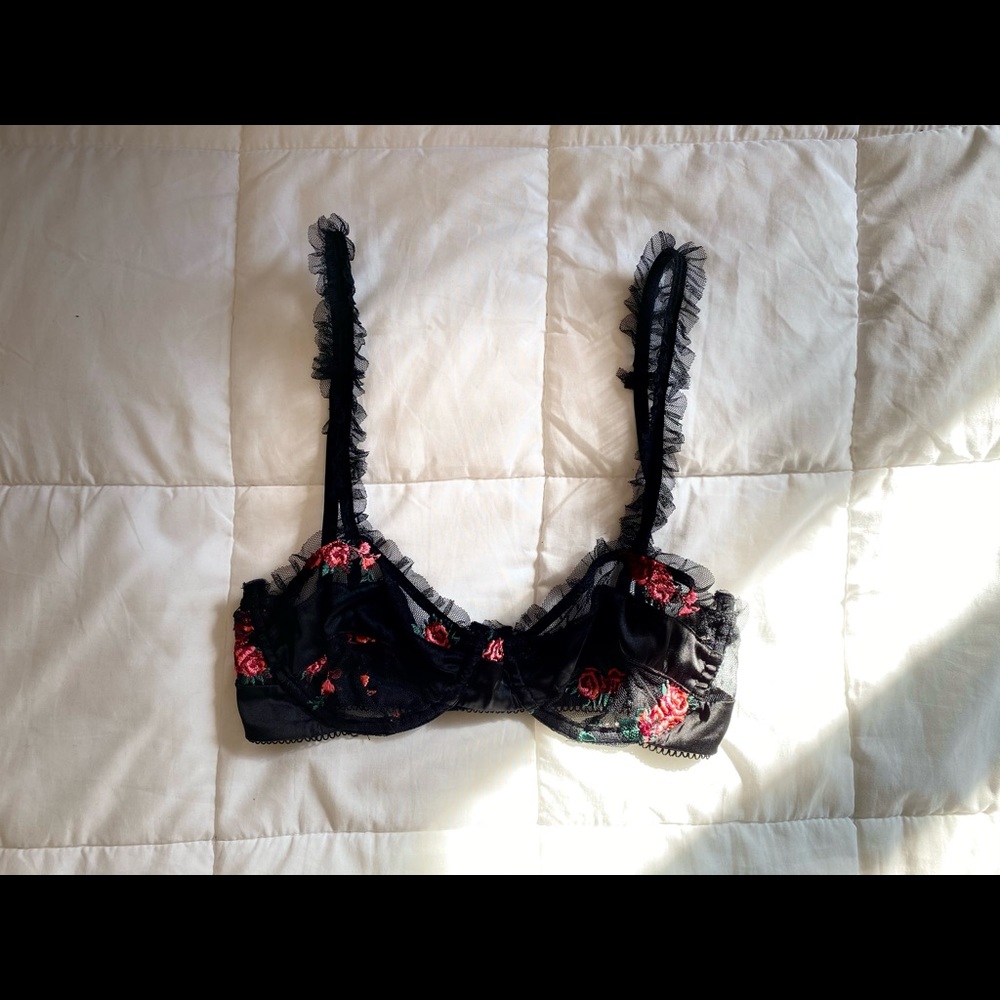 For Love & Lemons NWOT
Rosebud Bra XXS